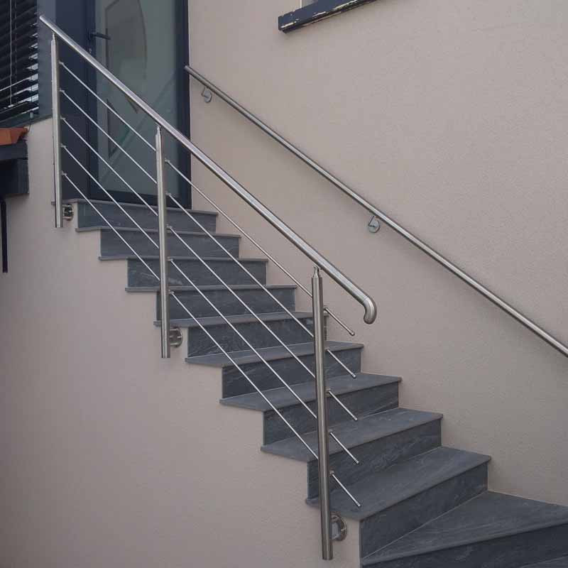 garde corps escalier exterieur a l anglaise en inox brosse a cinq lisses